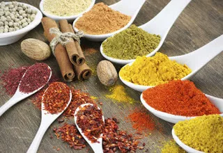 Tα μπαχαρικά που αδυνατίζουν