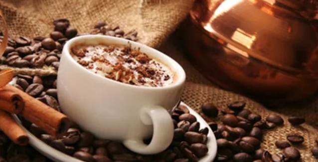 Ακμή: Ποιές τροφές πρέπει να αποφεύγουμε