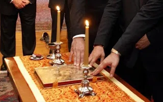 Πολιτικό όρκο έδωσε ο νέος Υπουργός Παιδείας Κώστας Γαβρόγλου – Θρησκευτικό όρκο έδωσε ο υφυπουργός Κώστας Ζουράρις