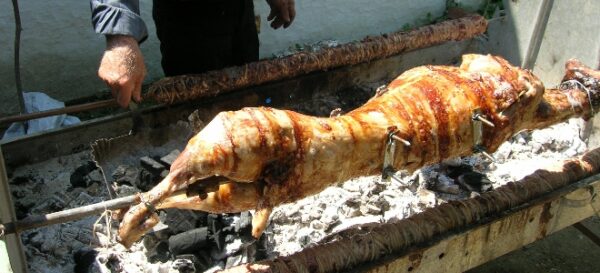 Πάσχα: Ποιές θα είναι οι τιμές του οβελία