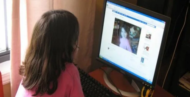 Γιατί τα social media βλάπτουν την ψυχική υγεία των παιδιών