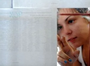 Βάσεις πανελληνίων 2014: Ψηλά ιατρικές νομικές και παιδαγωγικές. Σε 121 σχολές εισαγωγή φοιτητών με βαθμούς κάτω από τη βάση