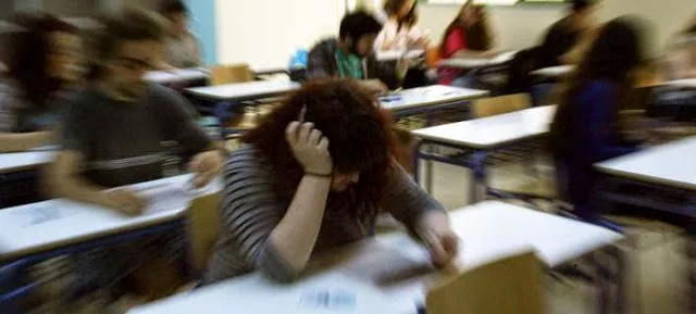 Πανελλήνιες 2015 : O αριθμός των εισακτέων σε ΑΕΙ και ΤΕΙ