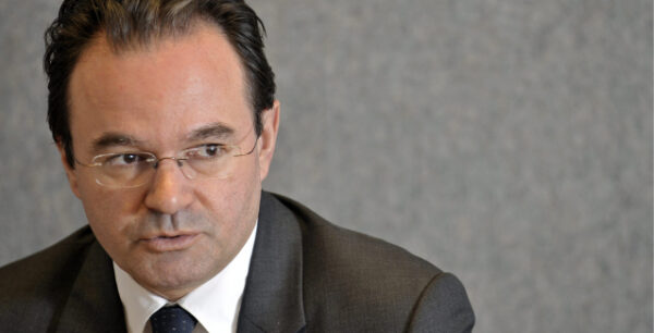 “Πρώτα οι γερμανικές εκλογές, μετά το χρέος”