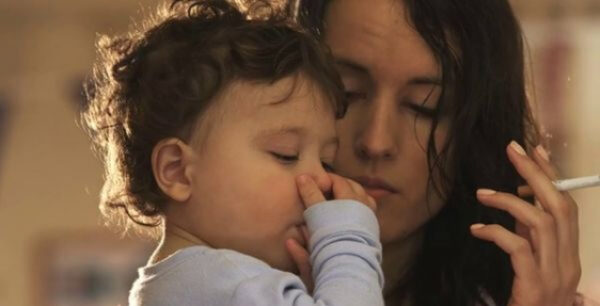 Τι εισπνέει ο παθητικός καπνιστής;