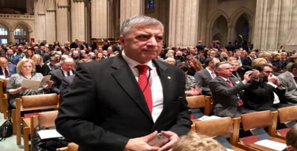 Στην τελετή της Οικουμενικής Προσευχής παρουσία  Τραμπ παραβρέθηκε ο Πατούλης