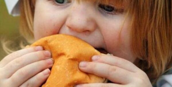 Πώς επηρεάζει το αυξημένο βάρος το σκελετό των παιδιών