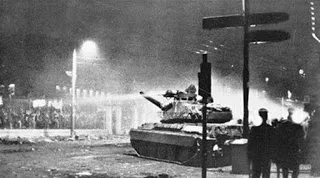 ΠΑΜΕ εκπαιδευτικών: Επιστολή προς τους μαθητές για το Πολυτεχνείο