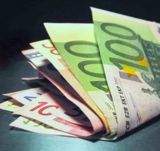 Πώς θα κάνουν τις συναλλαγές τους οι Φοιτητές στο εξωτερικό;