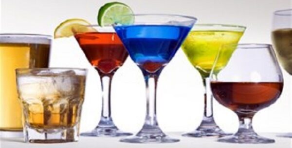 Σας αρέσει να πίνετε; Δείτε αυτό: Με 7 τύπους καρκίνου συνδέεται η κατανάλωση αλκοόλ