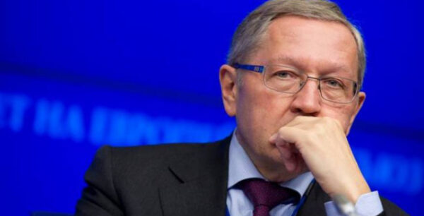 Ο Κ.Ρέγκλινγκ στη «γραμμή» Σόιμπλε: «Η Ελλάδα είναι δεσμευμένη να μας ενημερώνει»