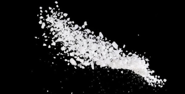 Αλάτι: 5 σημάδια που στέλνει το σώμα ότι πρέπει να το ελαττώσετε