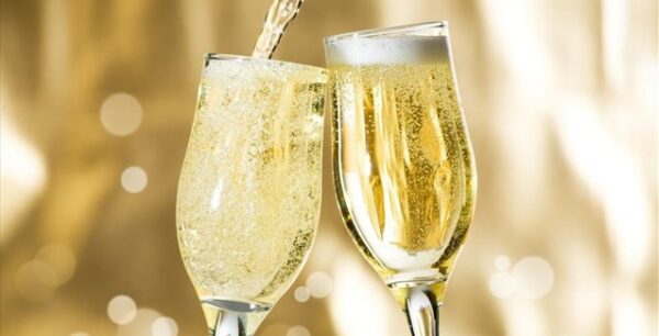 Η σαμπάνια πιθανόν να βοηθά στο να έχουμε καλή μνήμη