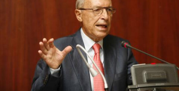 Σημίτης: Το πρώτο μνημόνιο δεν ήταν μονόδρομος!