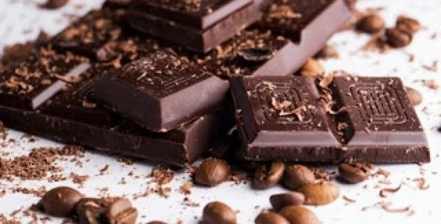Έρευνα: Η σοκολάτα σας βοηθά για να έχετε έναν καλό ύπνο