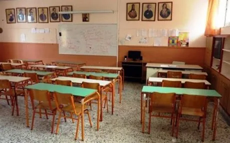 Αναστέλλεται για την ώρα η μελέτη στην πρωινή ζώνη στα δημοτικά