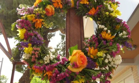 Τα έθιμα της Πρωτομαγιάς στην Ελλάδα και στον κόσμο