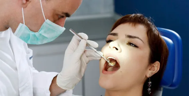 Καρκίνος του στόματος: Δείτε τα αθόρυβα συμπτώματα