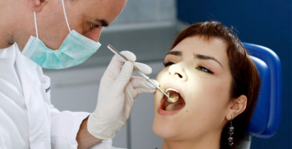 Καρκίνος του στόματος: Προσοχή στα “αθώα” συμπτώματα