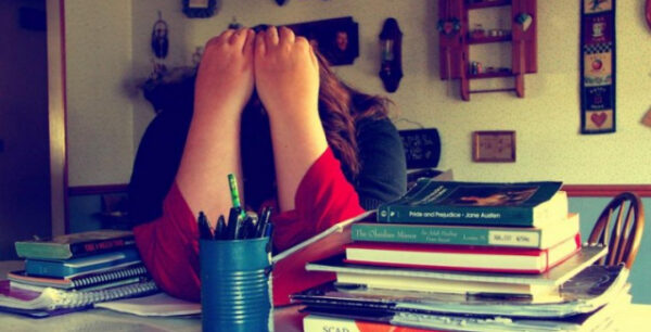 Βρήκαν πώς το χρόνιο στρες αυξάνει τον κίνδυνο για έφραγμα και εγκεφαλικό