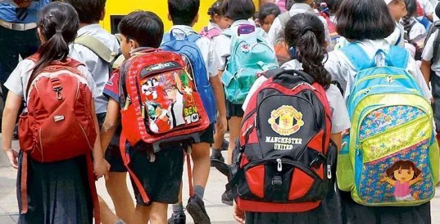 Ένα στα δύο παιδιά με οσφυαλγία λόγω βαριάς σάκας