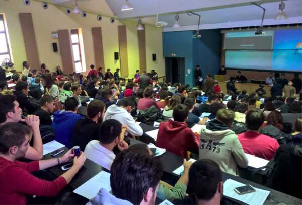 Επική πρωταπριλιάτικη φάρσα σε καθηγητή πανεπιστημίου!