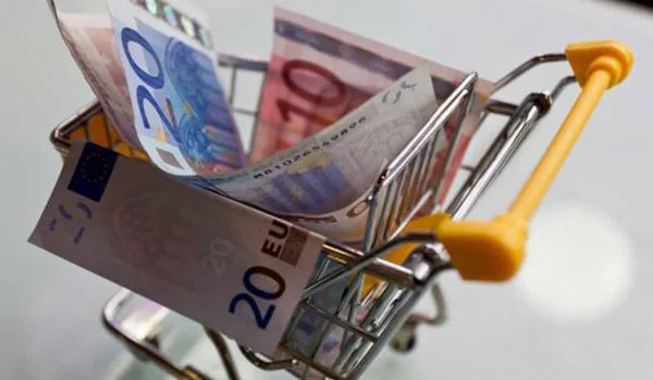 Δυσανάλογα ακριβό παραμένει το καλάθι της νοικοκυράς στην Ελλάδα