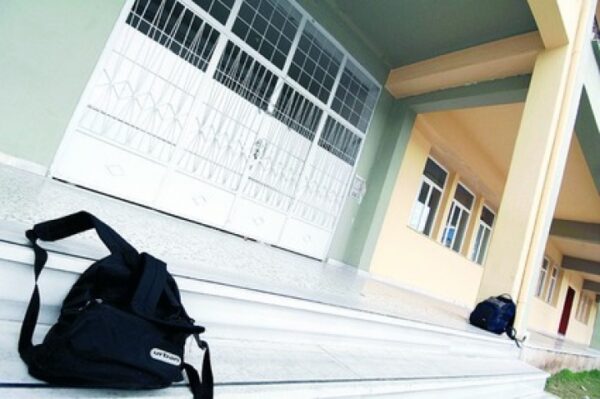 «στοίχημα», «προσπάθεια», «επί ποδός πολέμου», «μάχη για να ανοίξουν τα σχολεία»