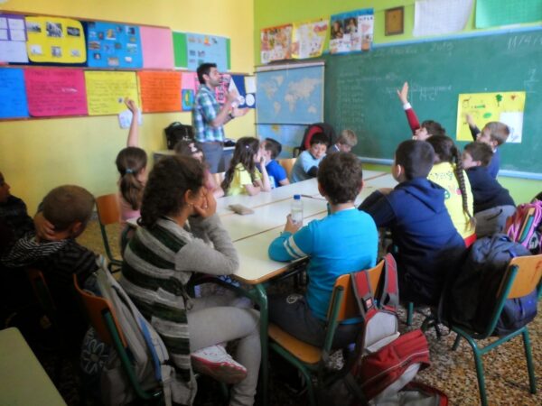 Ξεκίνησαν οι εγγραφές στα δημοτικά- Αυτά είναι τα απαραίτητα δικαιολογητικά