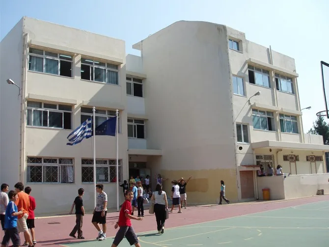 Επανέρχονται τα φροντιστηριακά μαθήματα στη Δευτεροβάθμια