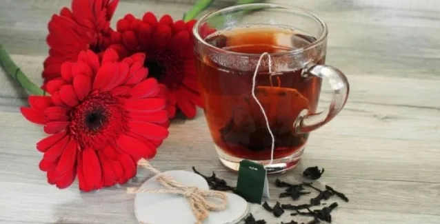 Μαύρο & πράσινο τσάι: Προστατευτική η δράση τους ενάντια σε εγκεφαλικό και διαβήτη