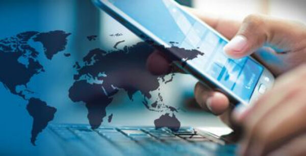 Καταργούνται τα τέλη περιαγωγής, φθηνότερα τα κινητά τηλέφωνα