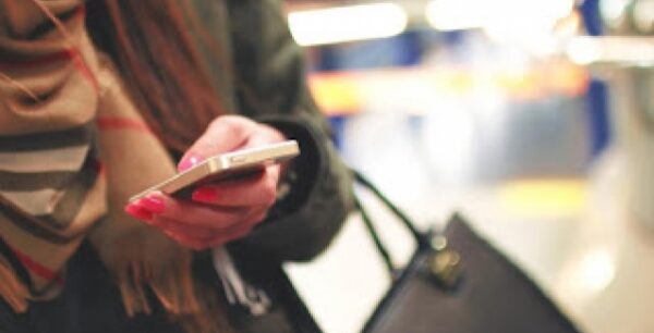 Πώς βλάπτει το σώμα μας το texting;