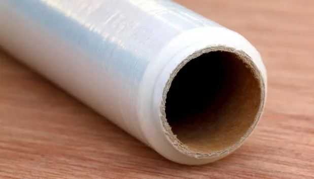 Πλαστική Μεμβράνη: 8 καθημερινές χρήσεις που δεν φαντάζεστε