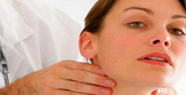 Θυρεοειδής: 4 απρόσμενα σημάδια που δείχνουν πρόβλημα