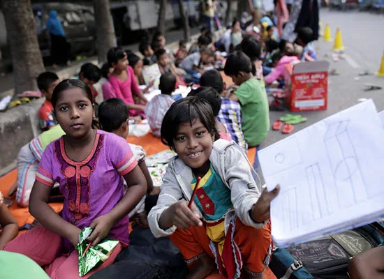 Για την ένταξη των προσφυγοπαίδων σε Δομές Υποδοχής και Εκπαίδευσης Προσφύγων