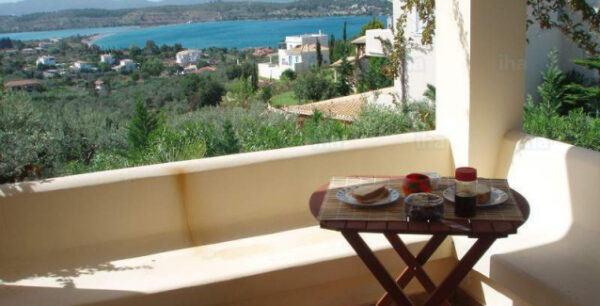 Πως θα ενοικιάζονται τα σπίτια στους τουρίστες