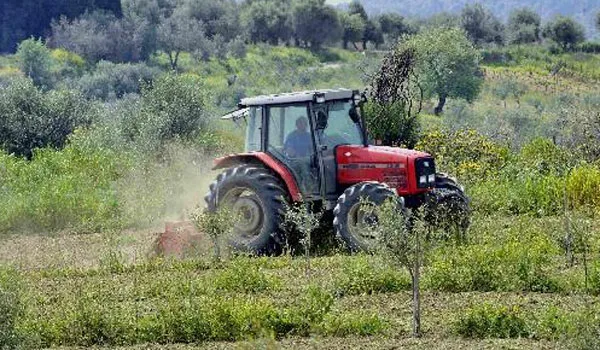 Αυξάνεται από σήμερα 1 Οκτωβρίου το πετρέλαιο κίνησης των αγροτών