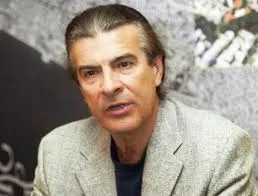 «Ο Υπουργός Παιδείας μεταβάλλεται και πάλι σε κυνηγό φαντασμάτων με τις διαγραφές φοιτητών, όπως ακριβώς είχε πράξει στο παρελθόν και με τις οροθετικές γυναίκες»