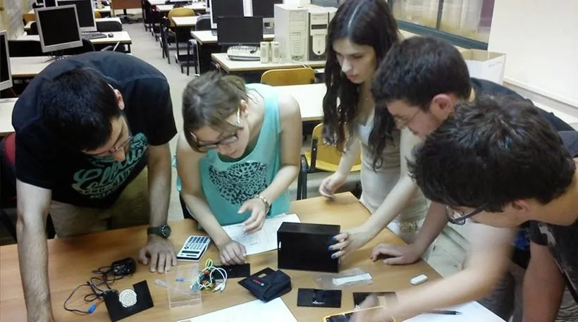 Τέσσερις Έλληνες μαθητές διακρίθηκαν στη Διεθνή Ολυμπιάδα Φυσικής