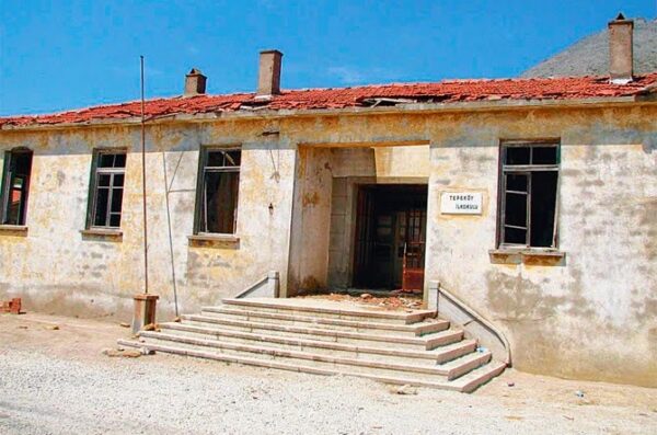 Το κουδούνι του Γυμνασίου δεν θα χτυπήσει τελικά στην Ίμβρο