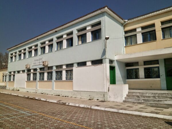 Έμειναν με… 7 ευρώ τα Σχολεία στον Δήμο Τοπείρου – Πήγαν να τους κόψουν μέχρι και το ρεύμα!