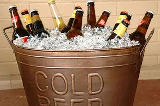 Πώς να παγώσετε σε 3 μόλις λεπτά τις ζεστές μπύρες και αναψυκτικά!