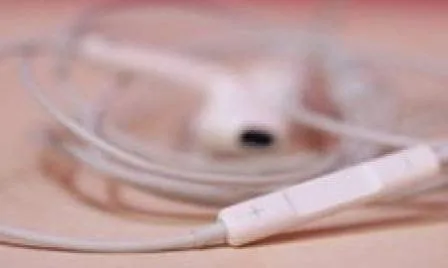 13 πράγματα που δεν ήξερες ότι κάνουν τα ακουστικά του smartphone