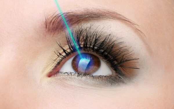 Μυωπία: Ποιοι δεν μπορούν να κάνουν επέμβαση λέιζερ