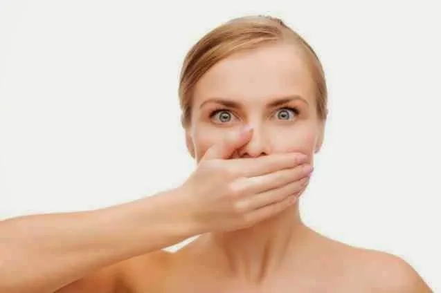 Πώς να αποτρέψετε την κακή αναπνοή