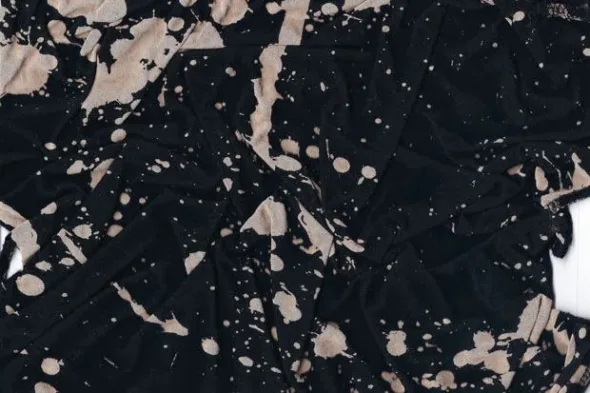 Έπεσε χλωρίνη στα ρούχα σου; Μάθε τι μπορείς να κάνεις;