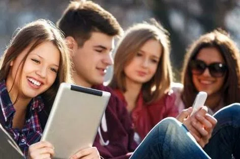 Ψάχνετε για δουλειά; Τα 5 λάθη που πρέπει να αποφύγετε στα social media