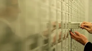 «Πυρετός» για Έλληνες που έχουν καταθέσεις στο εξωτερικό