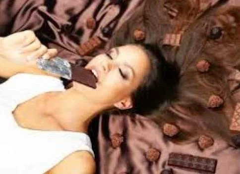 Γιατί όταν δεν έχουμε κέφια το ρίχνουμε στα γλυκά;